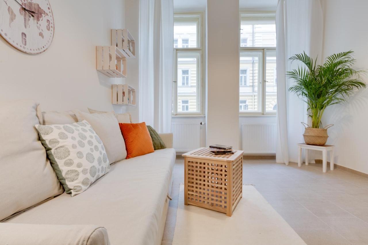 L.i.a S.r.o Aparthotel *