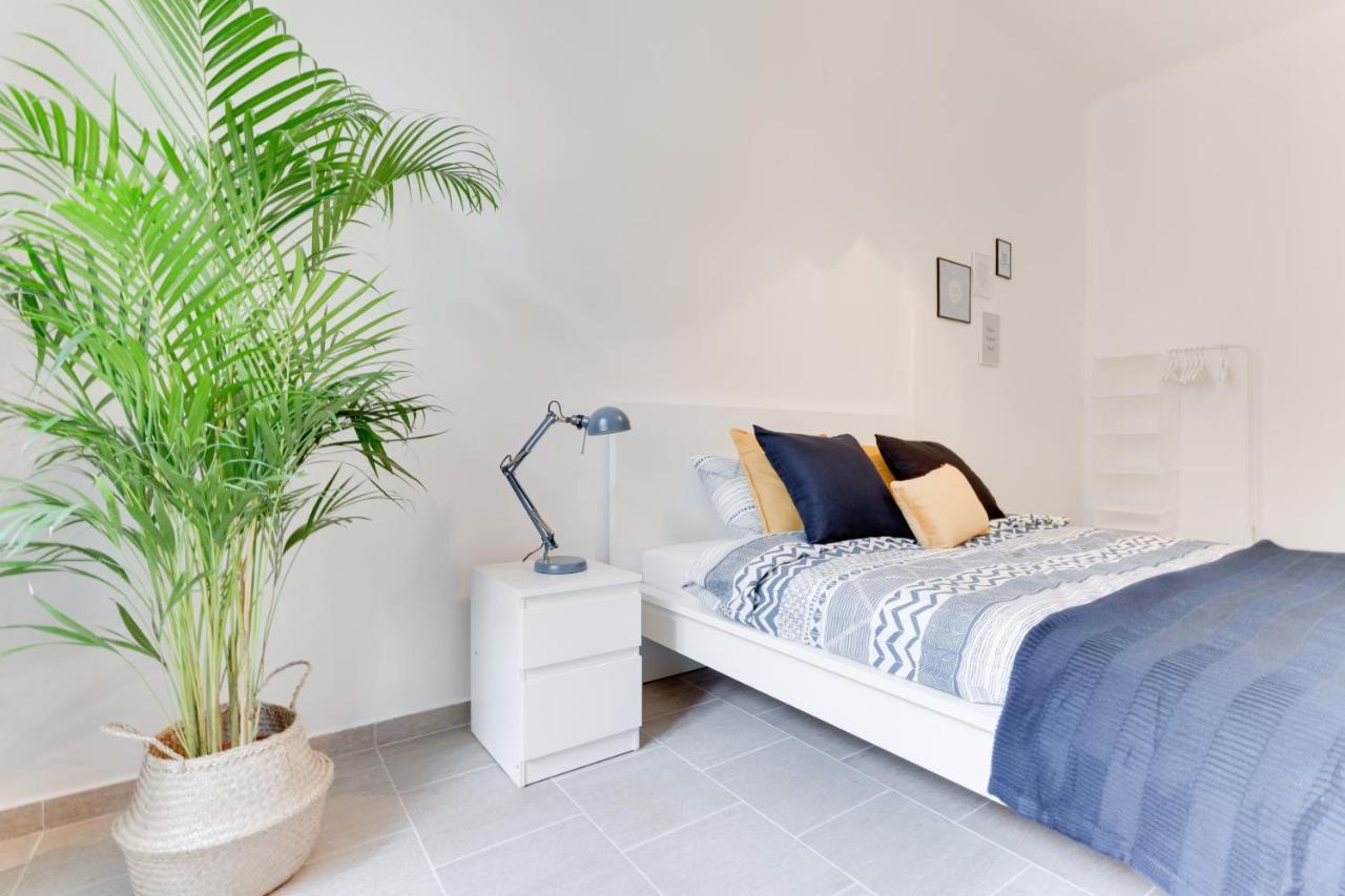 L.i.a S.r.o Aparthotel