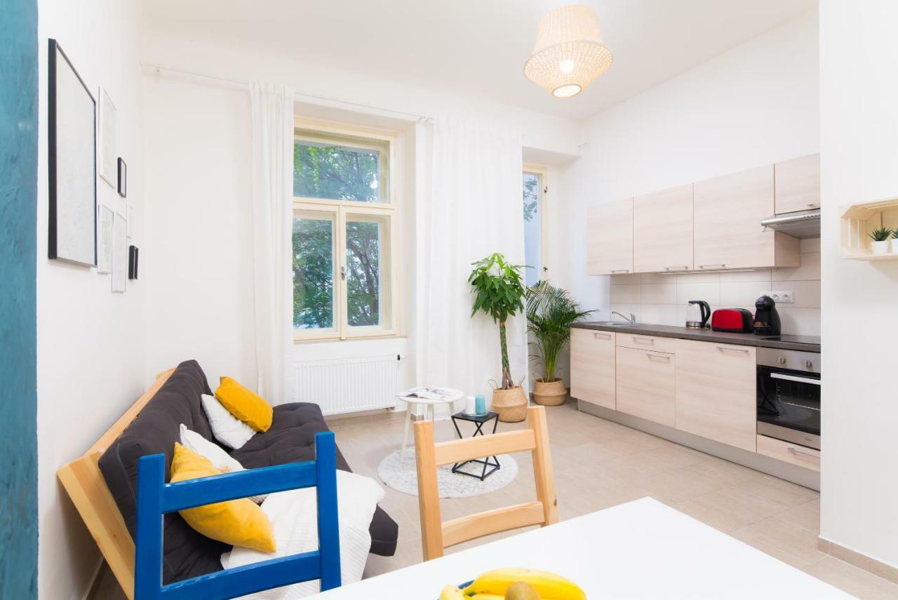 Aparthotel L.i.a S.r.o