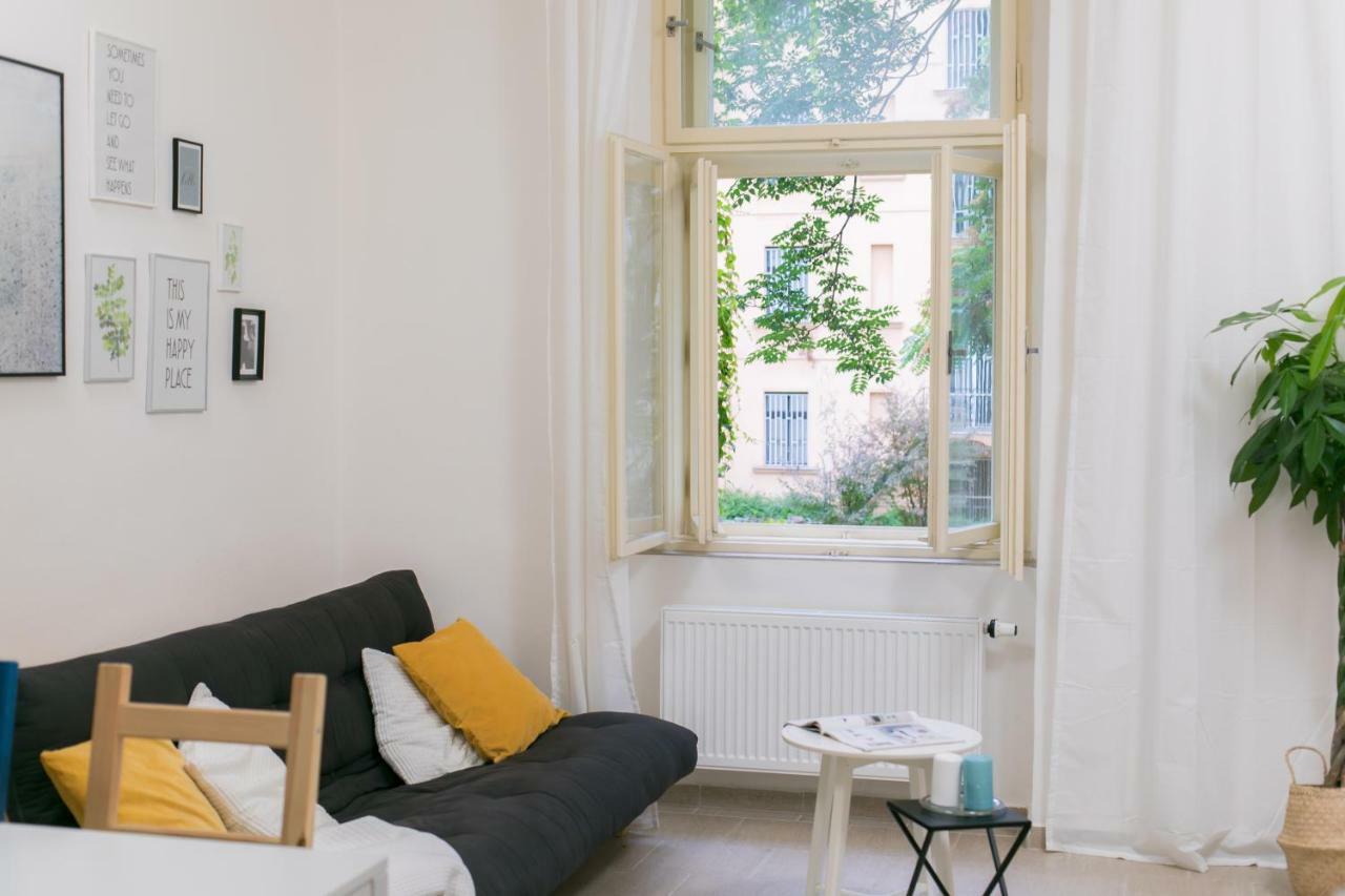 L.i.a S.r.o Aparthotel Prague