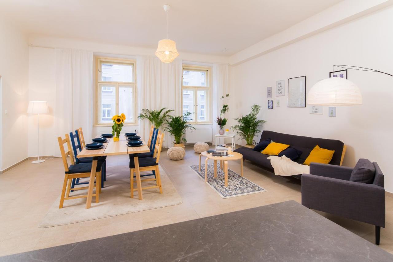 Aparthotel L.i.a S.r.o