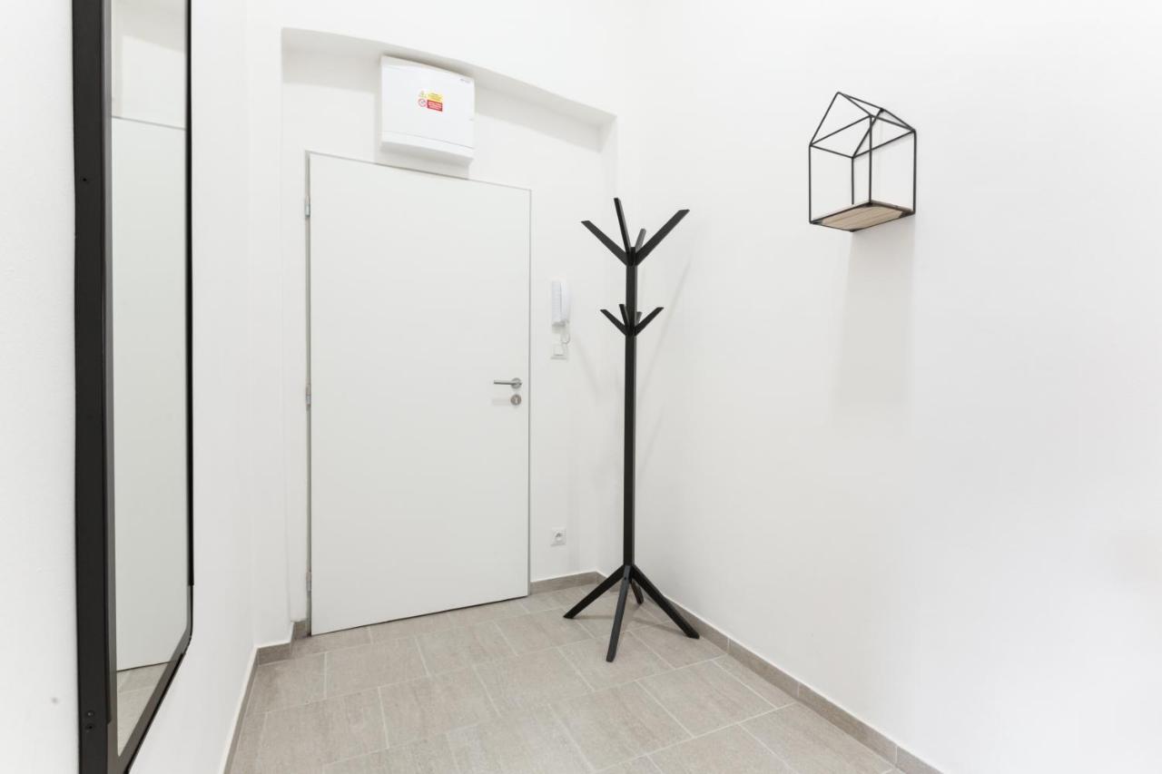 Aparthotel L.i.a S.r.o